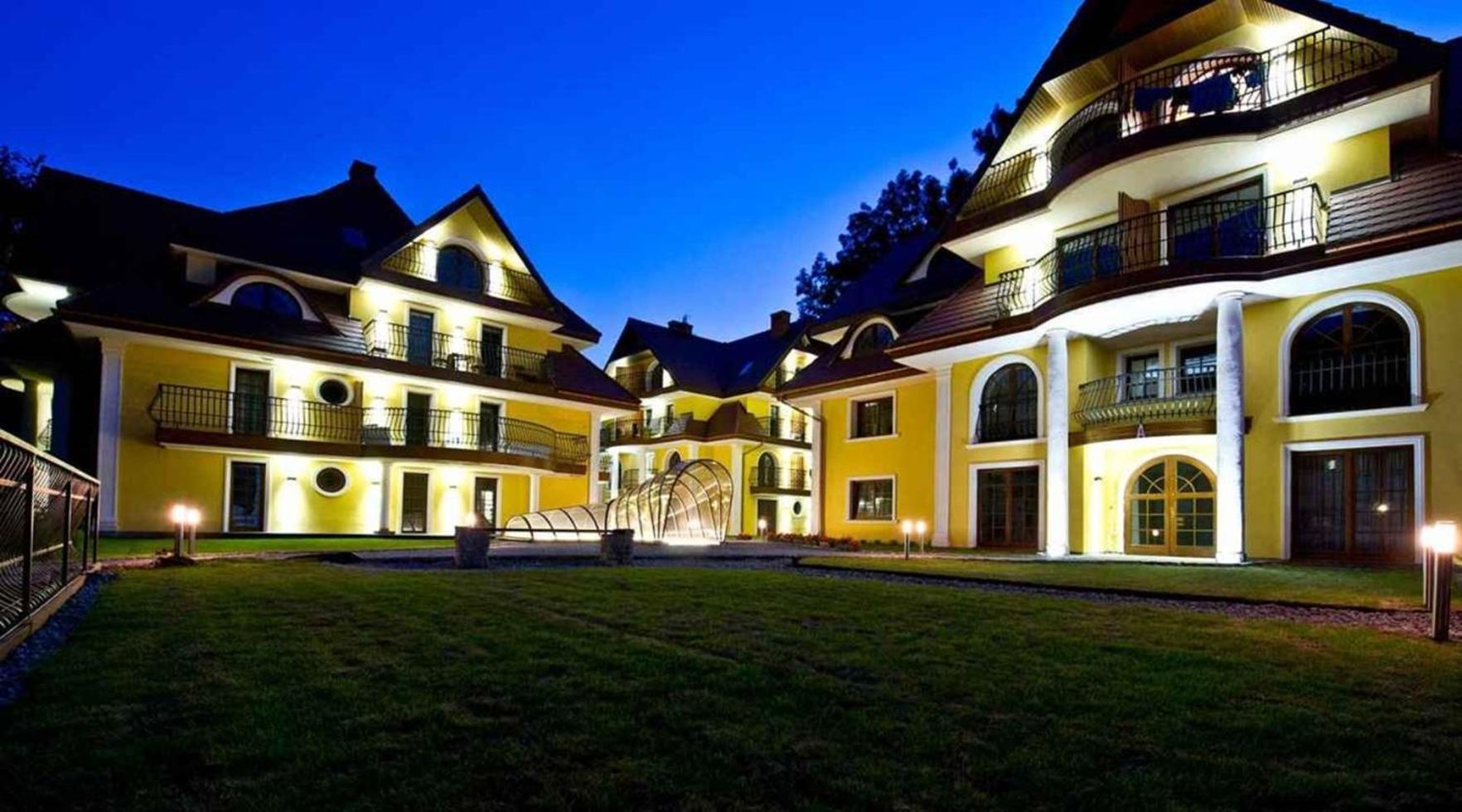 Famixdom Apartamenty Sienkiewicza Centrum ザコパネ エクステリア 写真